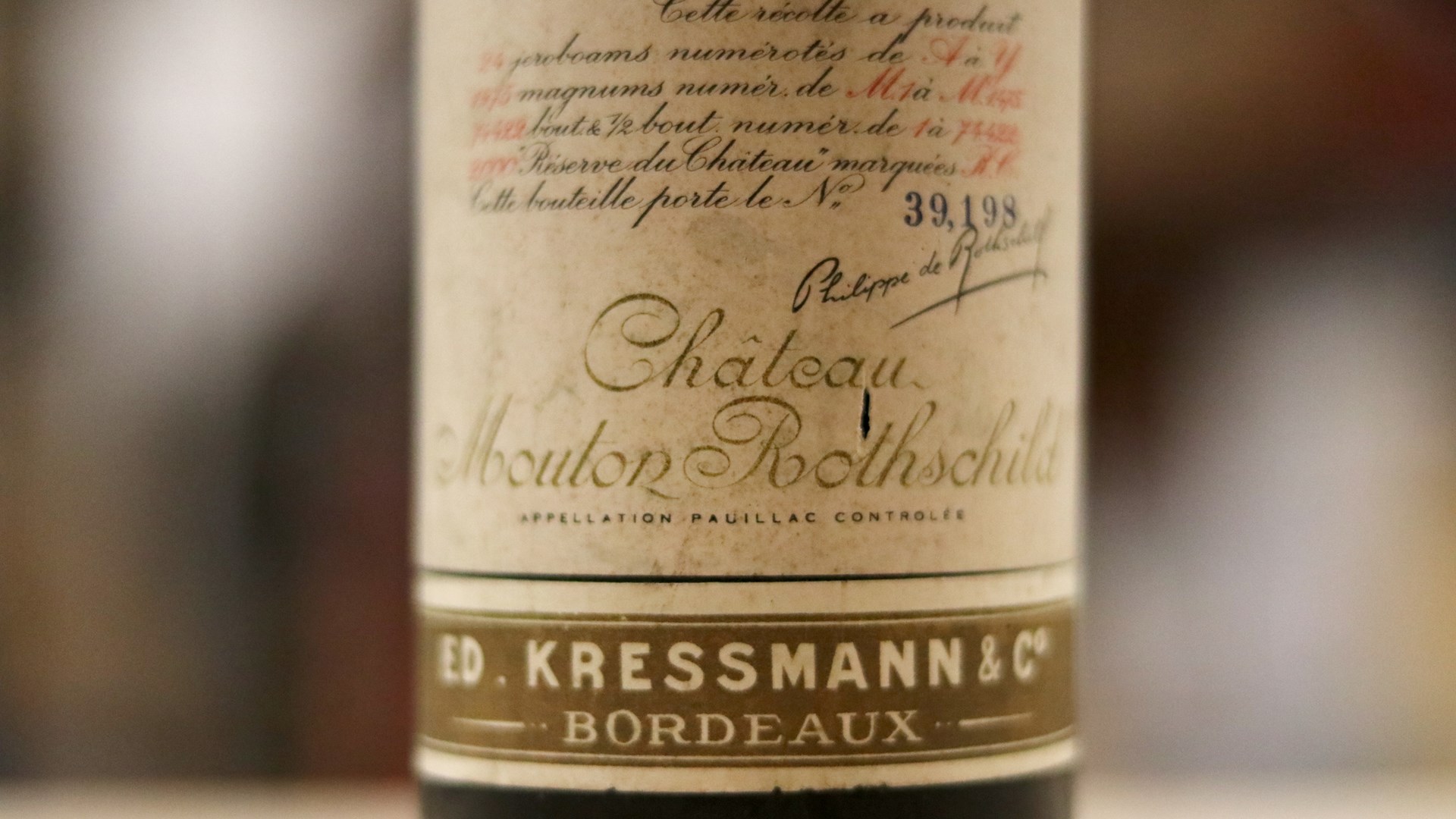 Nærbillede af Château Mouton-Rothschild etiket